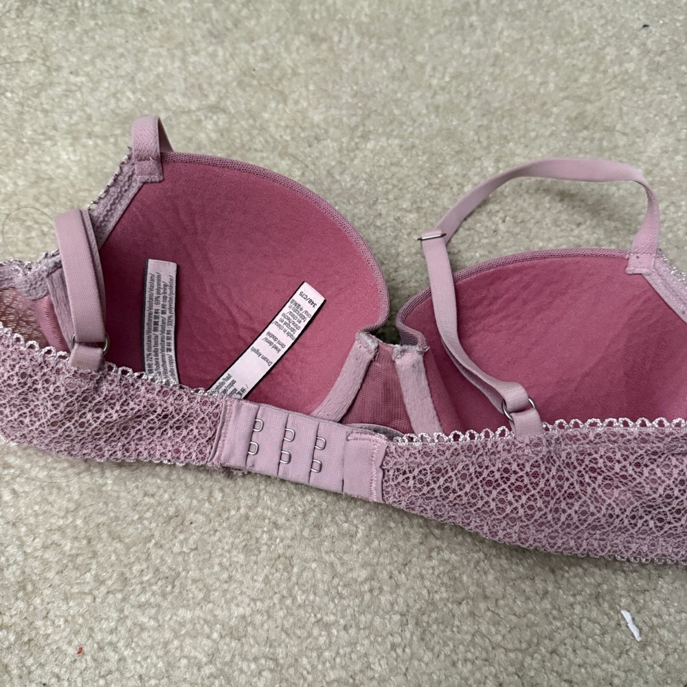 Victorias Secret 34b bra pink lace Dream Angels wired - Picture 2 of 4